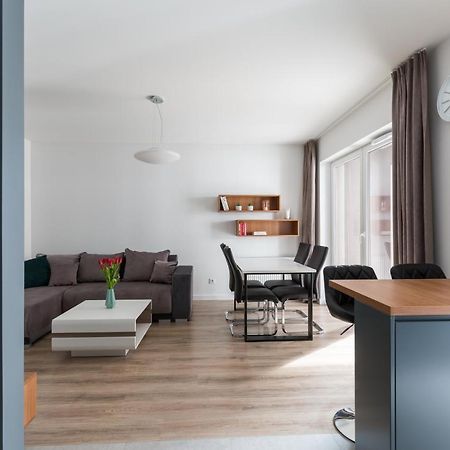 Luksusowy Apartament Przy Targach Poznan Luaran gambar