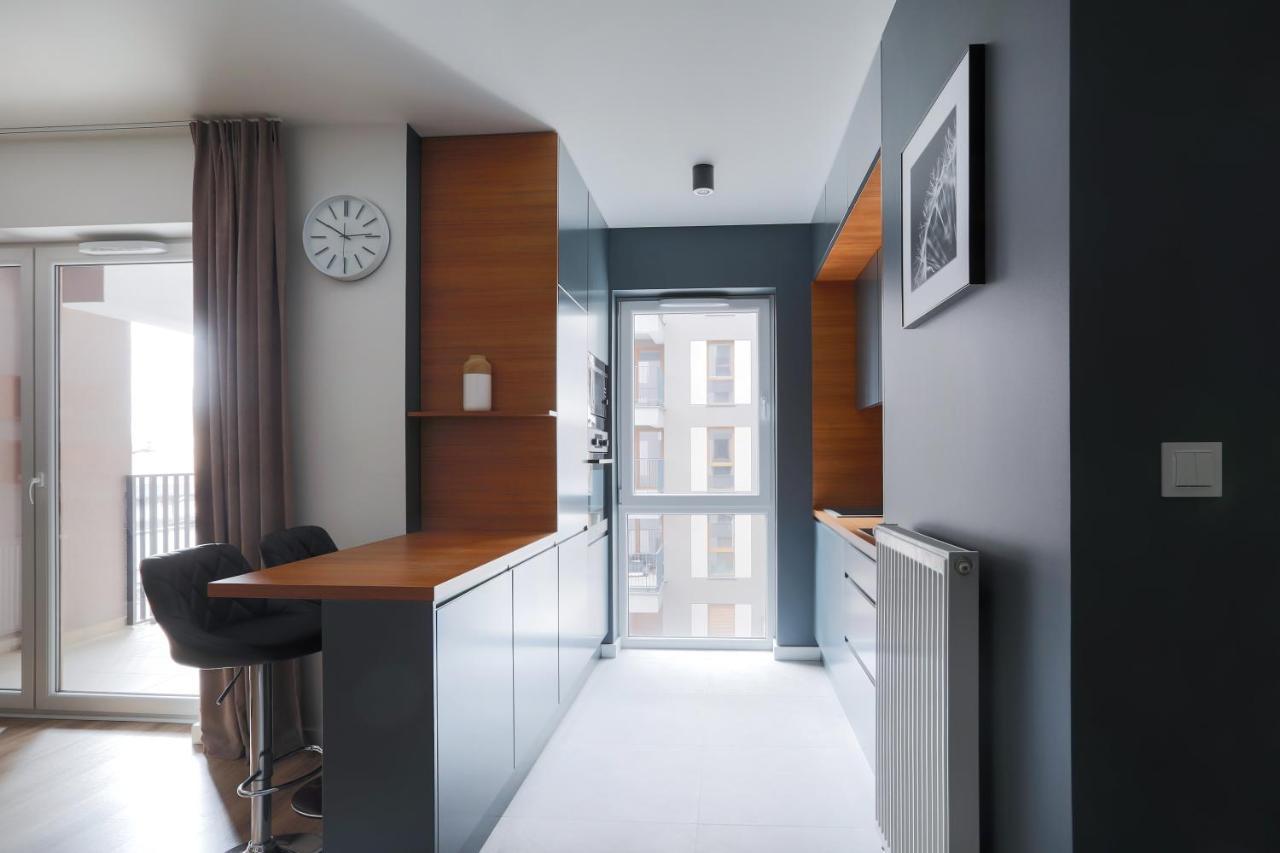 Luksusowy Apartament Przy Targach Poznan Luaran gambar